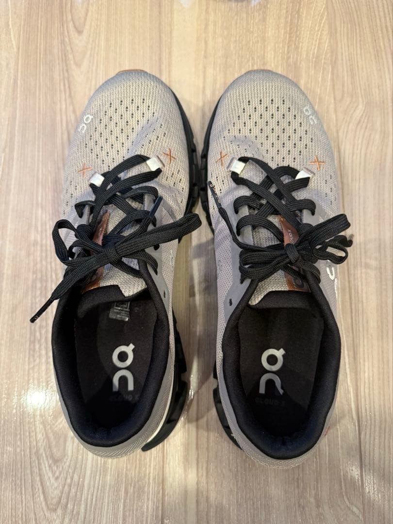 On Cloud X 4 クラウド エックス 4 ランニングシューズ 靴 メンズ オン Cloud X 4 クラウド エックス 4 ME30042102 メンズ 陸上