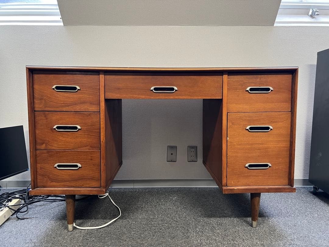 【特価】 DREXEL HERITAGEドレクセルヘリテージUSミリタリー机 Yahoo!オークション - DREXEL HERITAGE ドレクセルヘリテイジ 軍払い下